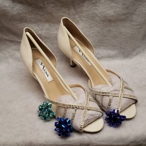 Nina Peep Toe Kitten Heels